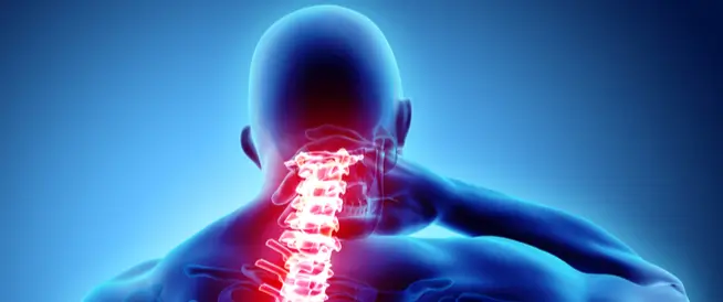 أسباب انحناء العمود الفقري